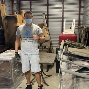 Eagle Star Moving - Sonny when was done at the storage locker - Movers Near Me - Burbank, California Eagle Star Moving - Sonny when was done at the storage locker - Movers Near Me - Burbank, California