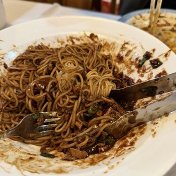 Szechuan House - Noodle with Fried Minced Pork - Chinese Near Me - Hamilton, New Jersey Szechuan House - Noodle with Fried Minced Pork - Chinese Near Me - Hamilton, New Jersey