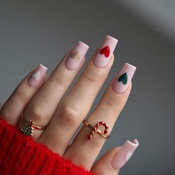 The Nail Palace - Nail Salons Near Me - Lowell, Massachusetts