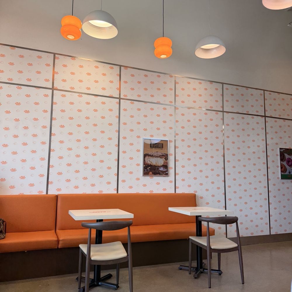 Old Ferry Donut - Interior - Donuts Near Me - Carrollton, Texas