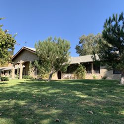 Bella Cavalli Farms & Vineyard - Horse stables