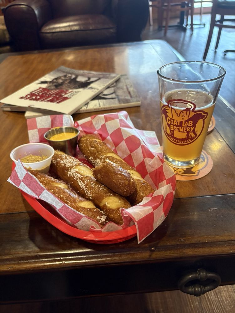 Food from Goat Lab Red