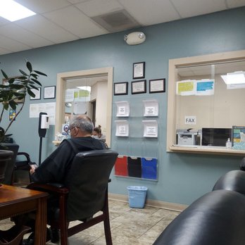Shahinian Harout S MD PA - Inside. Crowded due to covid - Internal Medicine Near Me - El Paso, Texas Shahinian Harout S MD PA - Inside. Crowded due to covid - Internal Medicine Near Me - El Paso, Texas