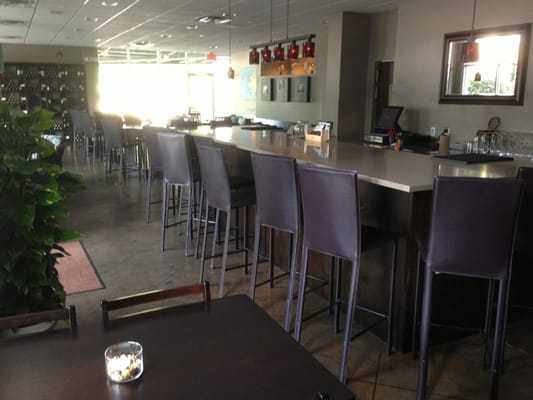 Urban Vines Wine Bistro by null