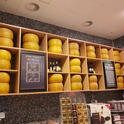 Giovannis Cantina Toscana