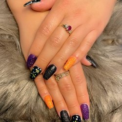 Obi Nails