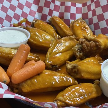 The X-Factor Grill & Cornerstone Restaurant - Buffalo wings - New American Near Me - Toccoa, Georgia