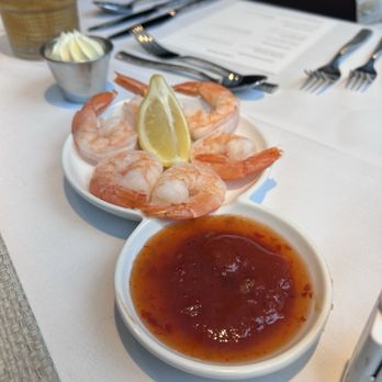Odyssey Chicago River - Shrimp cocktail - American Near Me - Chicago, Illinois