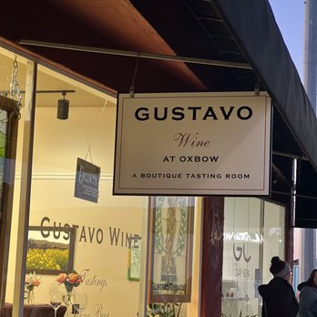 Gustavo Wine - Entrance - Wine Tasting Room Near Me - Napa, California Gustavo Wine - Entrance - Wine Tasting Room Near Me - Napa, California