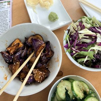 Kombu Sushi - Sushi Bars Near Me - Los Angeles, California