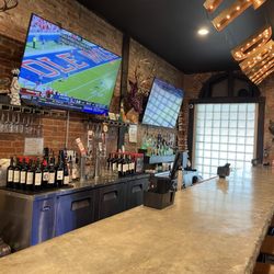 The Social Monticello - Bar