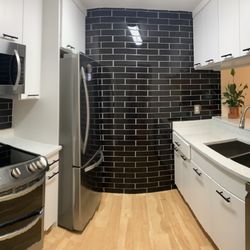 Cabinet Solutions - We produce kitchens for both large houses and small apartments.