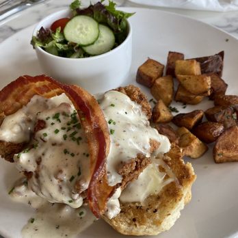 La Belle Vie Kitchen - Chicken & Waffles - French Near Me - Suwanee, Georgia La Belle Vie Kitchen - Chicken & Waffles - French Near Me - Suwanee, Georgia