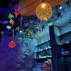 Great decor!