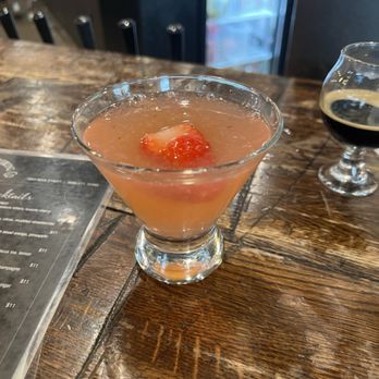 Bankhead Brewing - Rear Ended - Brewpubs Near Me - Rowlett, Texas