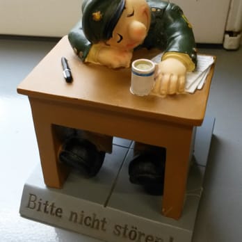 Polizei Museum - Schildchen auf der alten Wache - Museums Near Me - Hamburg, HH