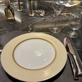 Napa Rose - Table setting - American Near Me - Anaheim, California Napa Rose - Table setting - American Near Me - Anaheim, California