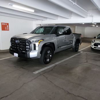 Hand Upon Detailing & Ceramic Coatings - Auto Detailing Near Me - Escondido, California