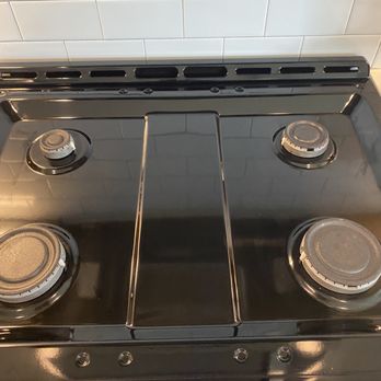 Elicort Cleaning Services  - Stovetop
*before - Home Cleaning Near Me
