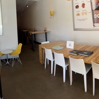 Longevity Coffee - Inside seating - Coffee & Tea Near Me - Thousand Oaks, California Longevity Coffee - Inside seating - Coffee & Tea Near Me - Thousand Oaks, California