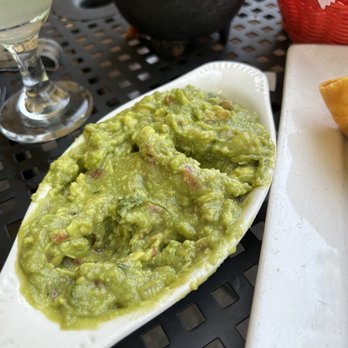 La Hacienda - Guacamole - Mexican Near Me - Atlanta, Georgia La Hacienda - Guacamole - Mexican Near Me - Atlanta, Georgia