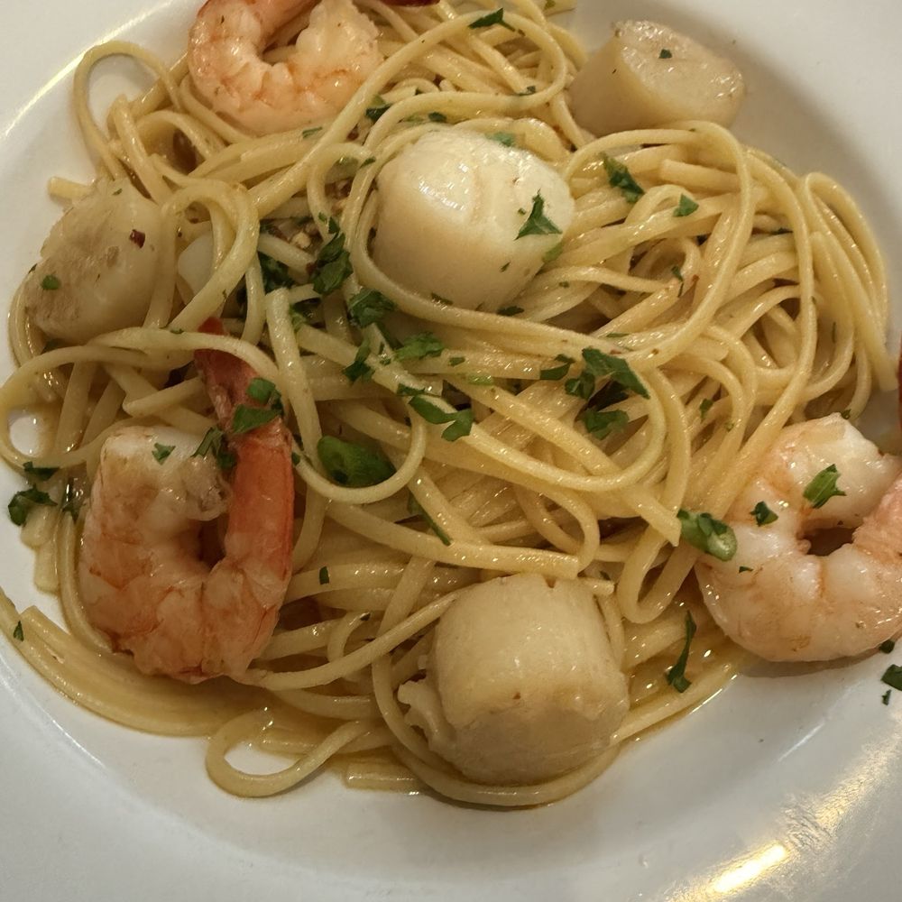 Shrimp and scallop pasta Shrimp and scallop pasta