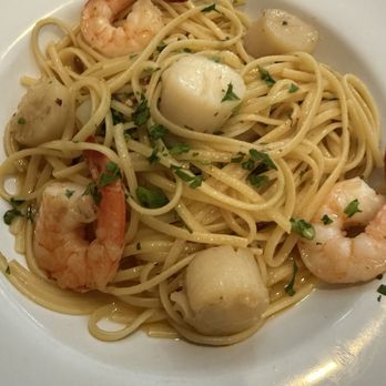 Pasta Eataliana - Shrimp and scallop pasta - Italian Near Me - New Haven, Connecticut