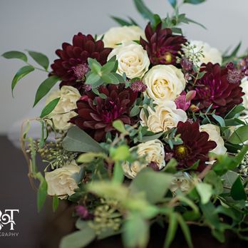Flowers by Design - Dahlias and roses - Florists Near Me - Windsor, Ontario Flowers by Design - Dahlias and roses - Florists Near Me - Windsor, Ontario
