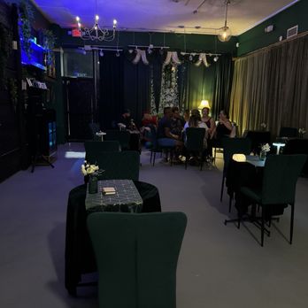 The Emerald Vine Room