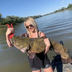 Missouri River Catfish Guides