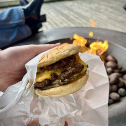 Star Brass Works Lounge - Double tavern burger