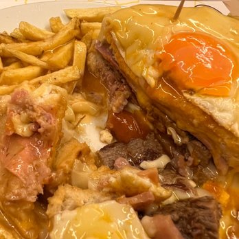 Café Santiago - Cafes Near Me - Porto, 13 Café Santiago - Cafes Near Me - Porto, 13