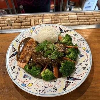 Thai This - Garlic Beef Special + added Salmon - Thai Near Me - Dana Point, California Thai This - Garlic Beef Special + added Salmon - Thai Near Me - Dana Point, California