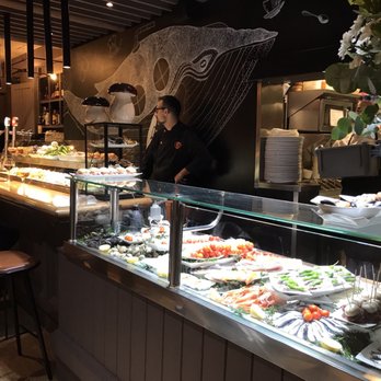 La Flauta - Front bar - Spanish Near Me - Barcelona, B La Flauta - Front bar - Spanish Near Me - Barcelona, B