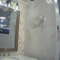 Floor & Decor