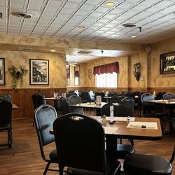 Persichetti's Restaurant - Restaurant Interior