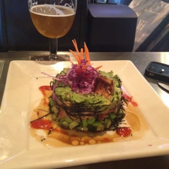 Yard House - Spicy tuna roll, my fiancé loved it! - New American Near Me - Irvine, California