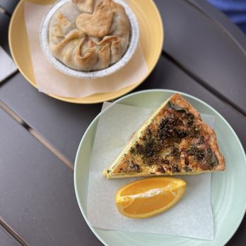 HI Pie Bakery + Cafe - Bakeries Near Me - Haleiwa, Hawaii HI Pie Bakery + Cafe - Bakeries Near Me - Haleiwa, Hawaii