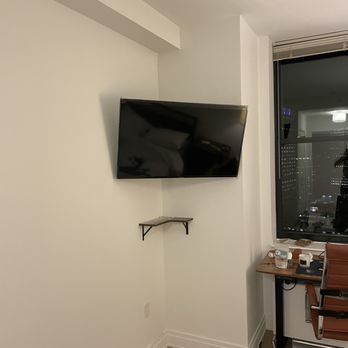 SKT - angled tv mounting - Handyman Near Me SKT - angled tv mounting - Handyman Near Me