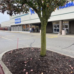 Kroger - Your commie store