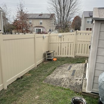 Cedar Mountain Fence Company - Fence company - Fences & Gates Near Me - Plainfield, Illinois