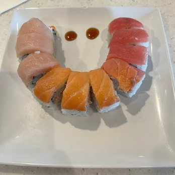 Trapper's Sushi - *Rainbow Roll - Asian Fusion Near Me - Avondale, Arizona