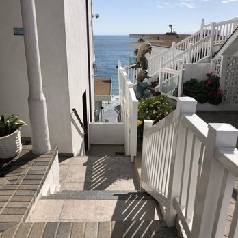 Capri Laguna - Hotel on the beach! - Hotels Near Me - Laguna Beach, California Capri Laguna - Hotel on the beach! - Hotels Near Me - Laguna Beach, California