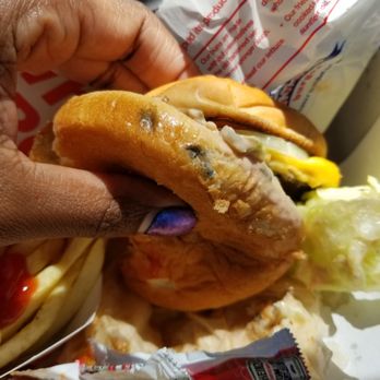 In-N-Out Burger - Looks like mold to me. Manager said it happens during cooking. - Fast Food Near Me - Milpitas, California In-N-Out Burger - Looks like mold to me. Manager said it happens during cooking. - Fast Food Near Me - Milpitas, California