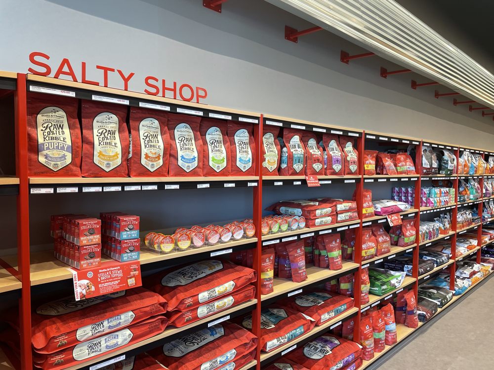 SALTY DAWG PET SALON Updated September 2024 19 Photos 9615 Spring