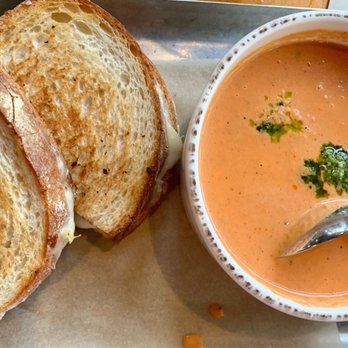Elysian Brewing - Capitol Hill - Grilled cheese and Tomato soup - Brewpubs Near Me - Seattle, Washington Elysian Brewing - Capitol Hill - Grilled cheese and Tomato soup - Brewpubs Near Me - Seattle, Washington