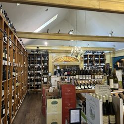 The Wine Merchant - Inside