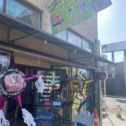 Alexis Party World - My go to spot