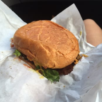 Arlo's Junior - bac'n cheese burger (really delicious! had the same texture and taste as real cheese and bacon) - Burgers Near Me - Austin, Texas