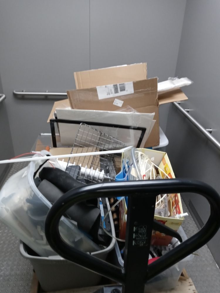 R Hampton - tree service in Seattle, WA